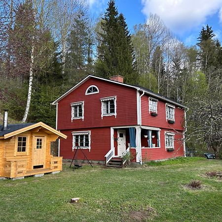 Charmig Villa Med Bastu Och Snabbt Wifi Långav Exterior photo